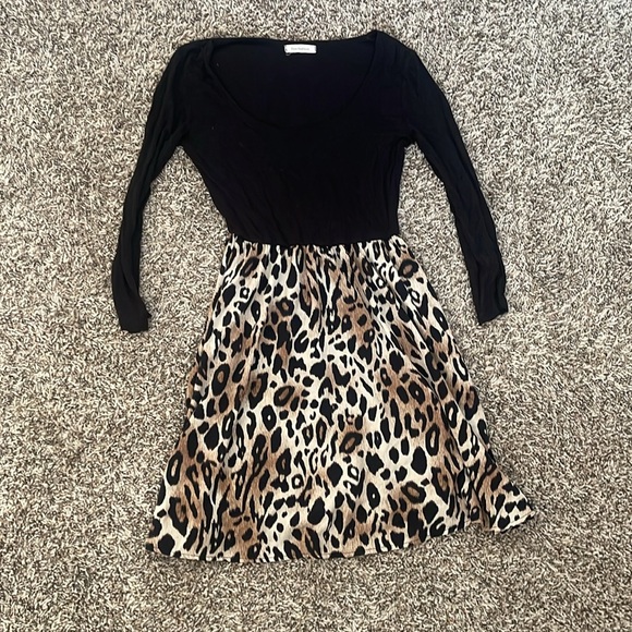 fascination Dresses & Skirts - 3/4 Sleeve Cheetah Print Dress